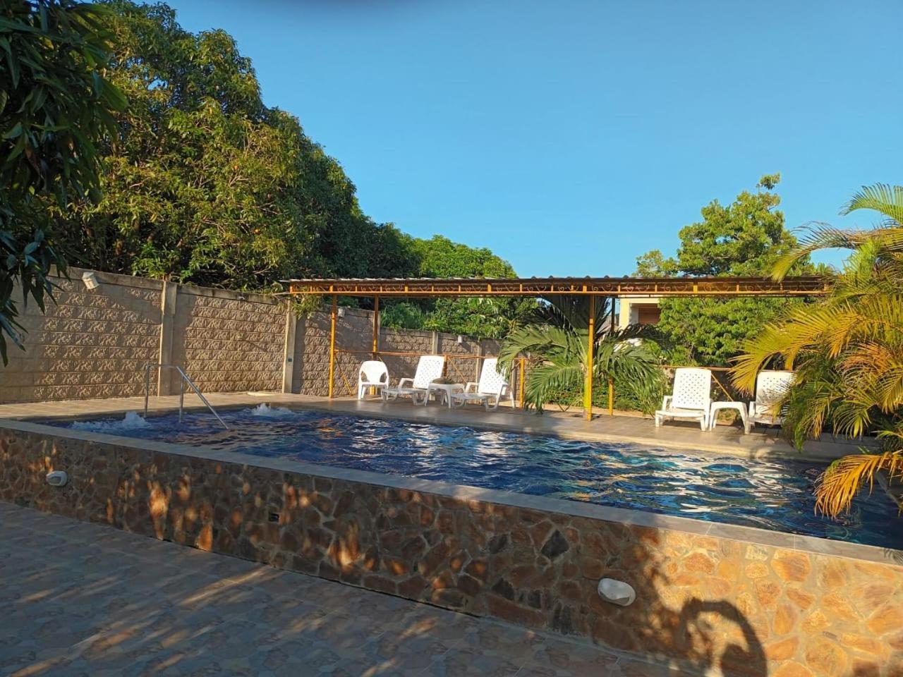 Finca De Nosotros Бонда Экстерьер фото